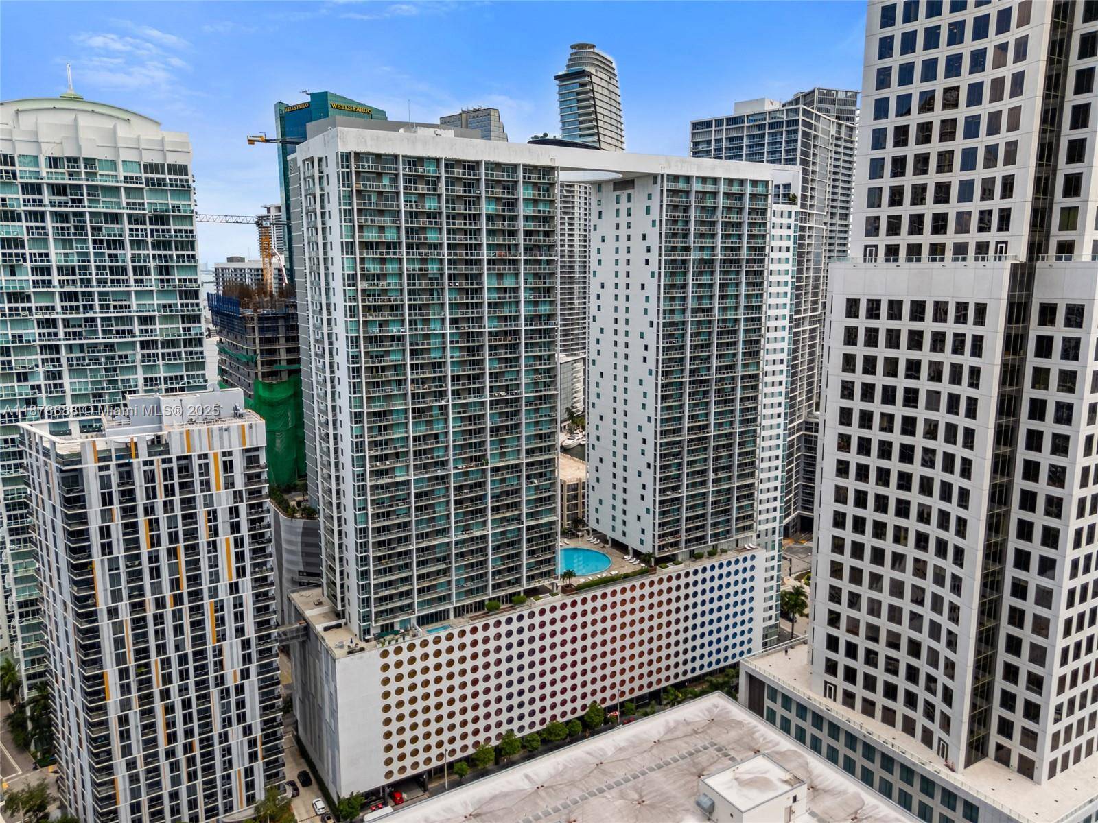 Welcome to 500 Brickell. Step into this sophisticated 1 bedroom, 1 bath residence with floor to ceiling glass framing sweeping views of the skyline and Biscayne Bay, across from Brickell ...