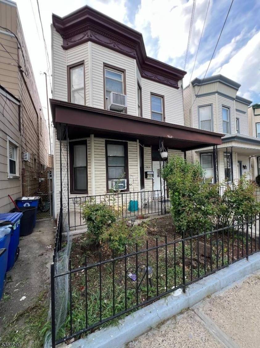 Discover a remarkable investment opportunity in a sought after location !
