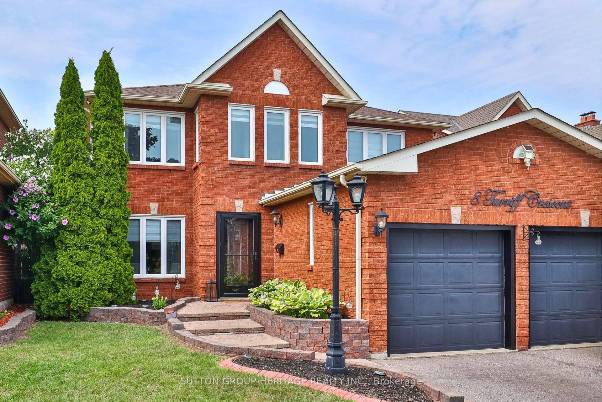 Beautifully maintained family home in a sought after neighbourhood close to schools, parks, and amenities.