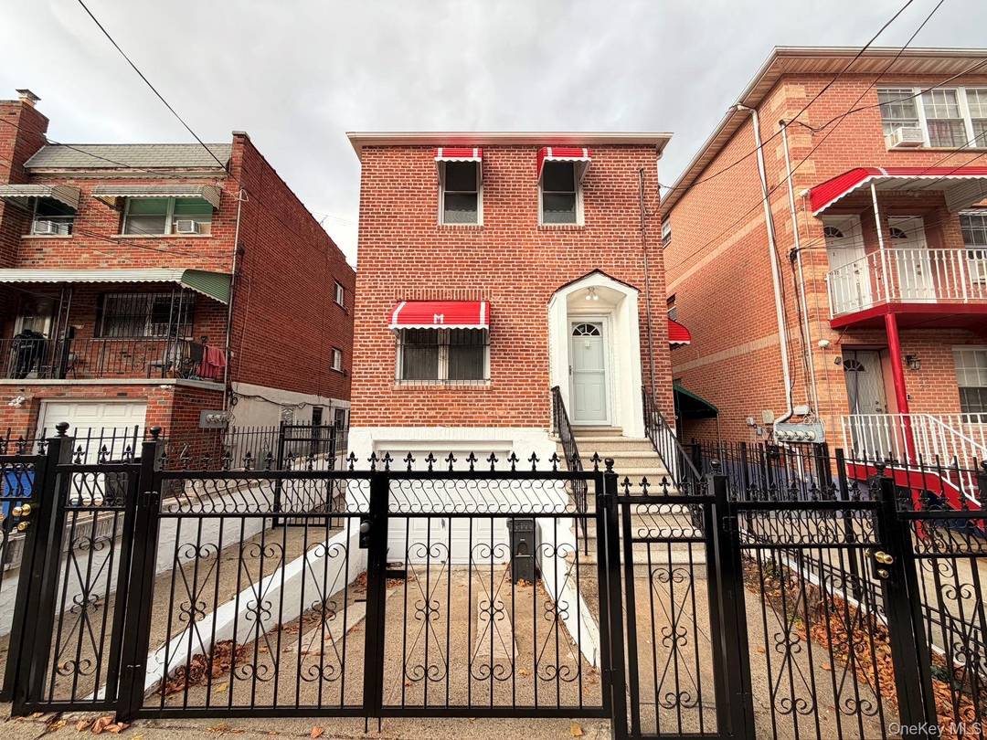 Welcome to your new home 2225 Cincinnatus Ave in Soundview section of The Bronx.