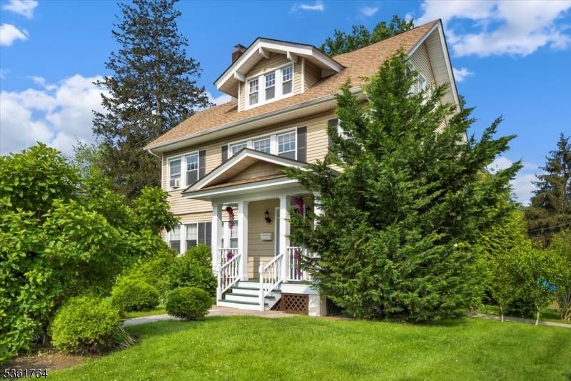 This meticulously maintained three unit property with separate utilities and a three car garage offers a projected gross annual income of 103, 500 and an estimated net of 77, 900, ...