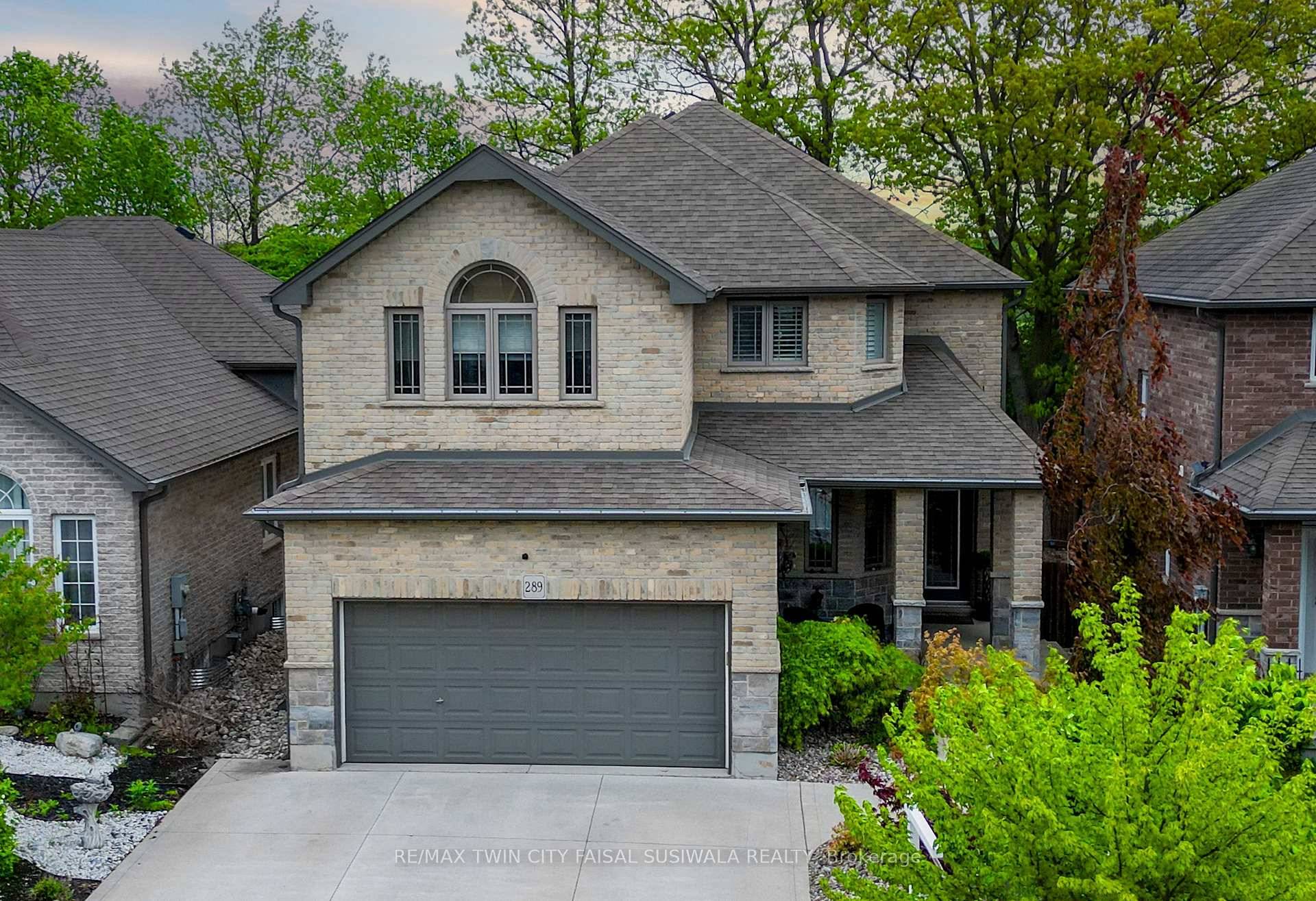 MODERN ELEGANCE IN EAST GALT.