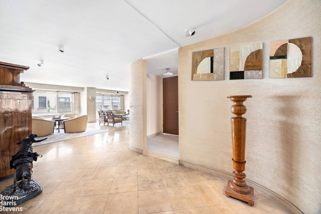 Apartment 7CD is a gracious and lovely home with enormous space for you to imagine and create your dream.