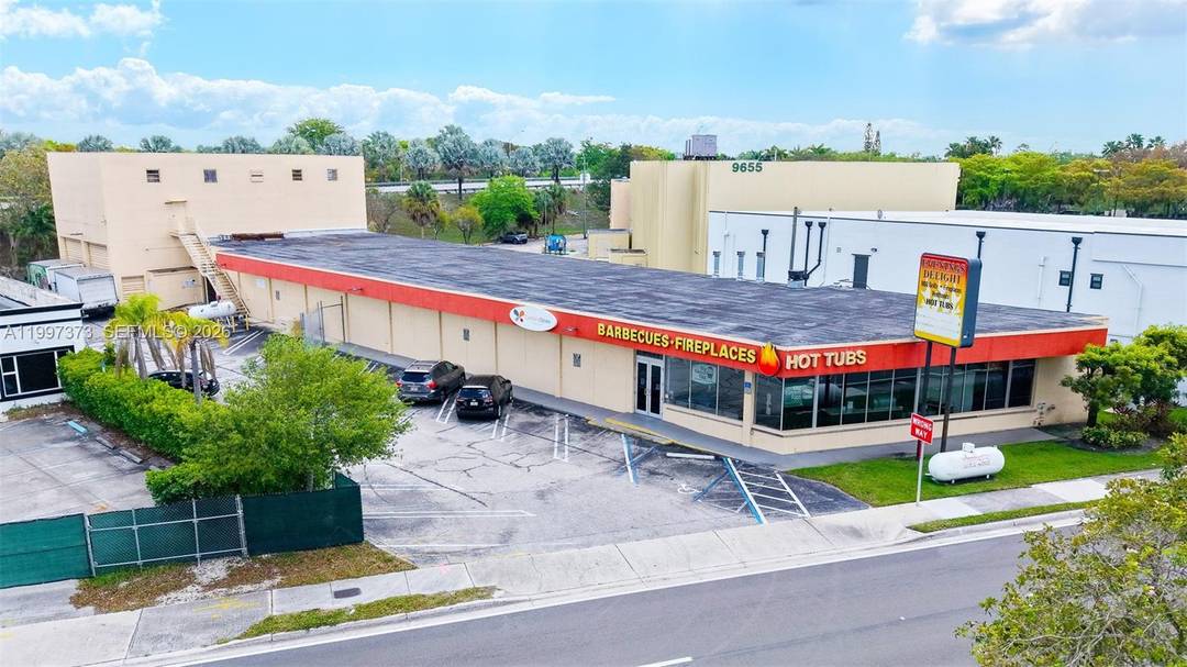 Rare opportunity to acquire a prime US 1 frontage property in Pinecrest, FL.