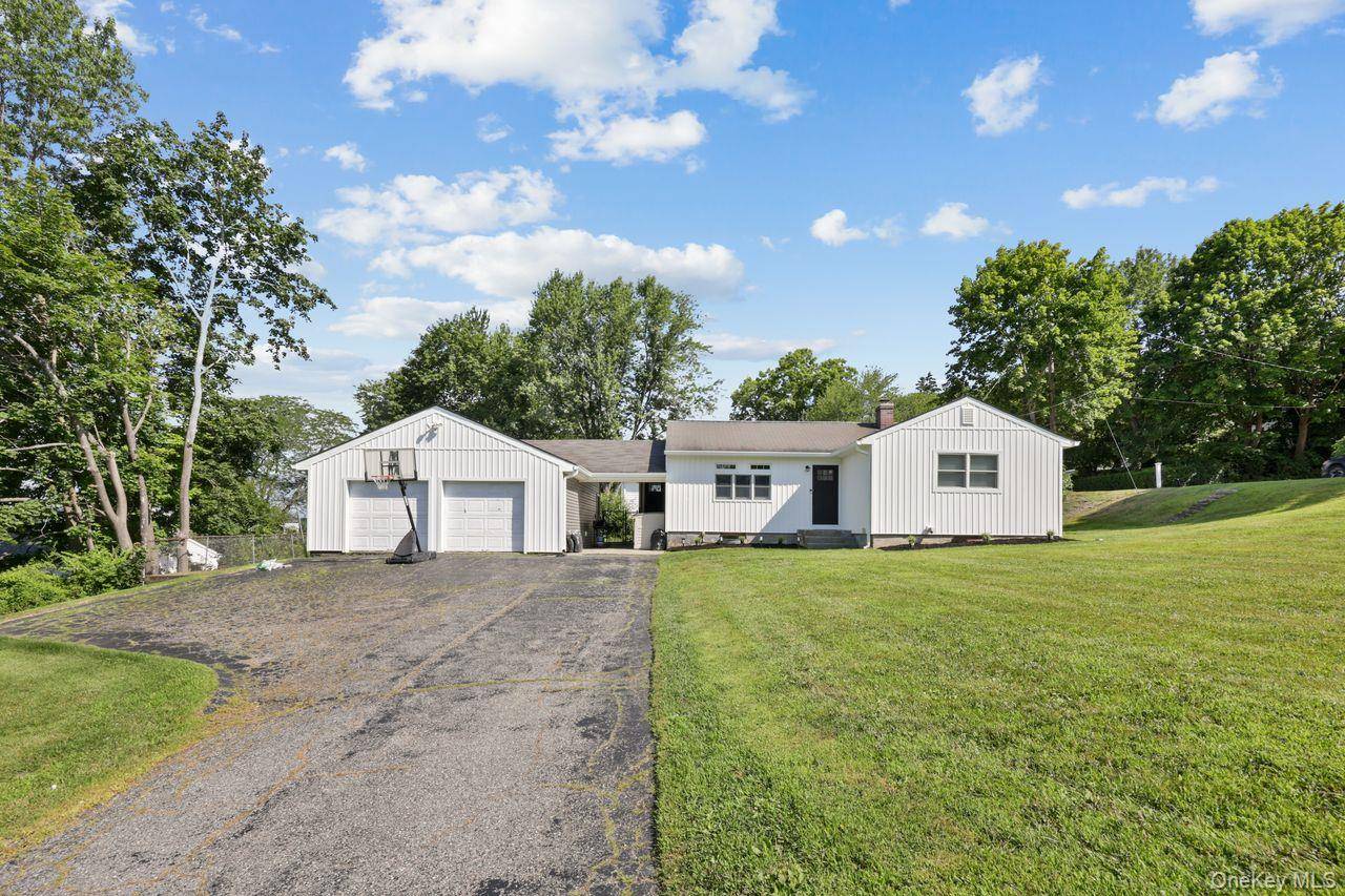 Charming Updated Ranch with Modern Touches amp ; Room to Grow !