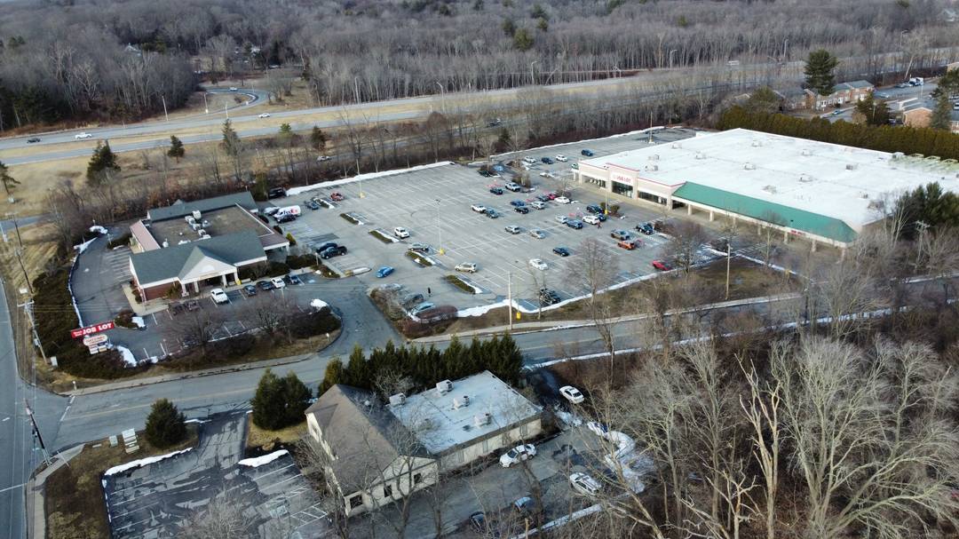12, 696 SF Office Retail Building for Sale at Gateway Commons Centrally located with direct highway access to Rt 6, located on Route 32 W Main Street, Gateway Commons Located ...