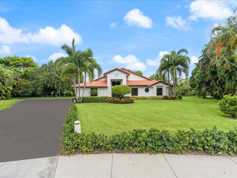 Welcome to your new Elegant, Modern, Private, and Peaceful Outdoor Living in the best area of East Boca Expansive Yards Huge front, side, and back green private backyard all offering ...