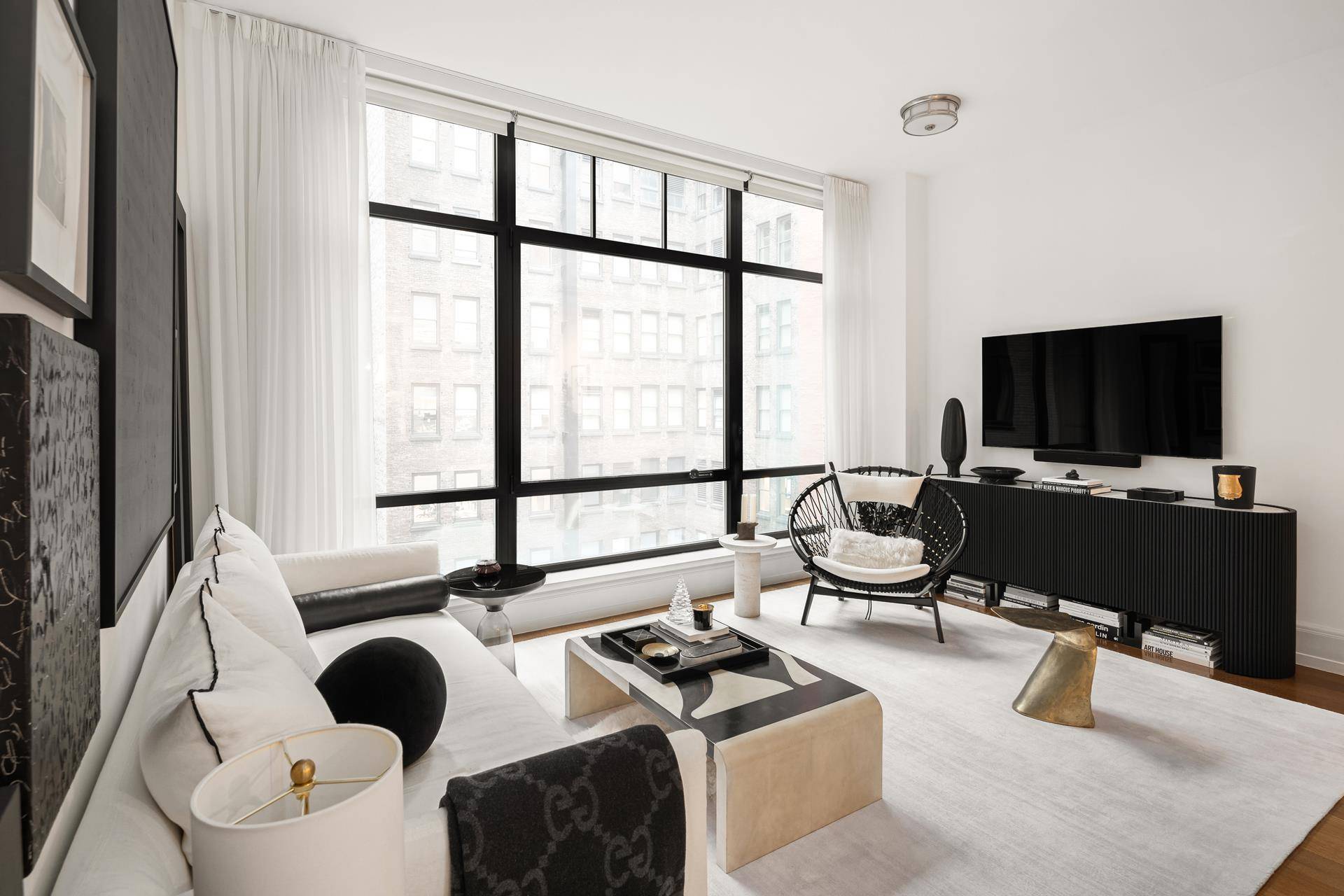 Experience luxury living in the heart of Madison Square Park at 10 Madison Square West.