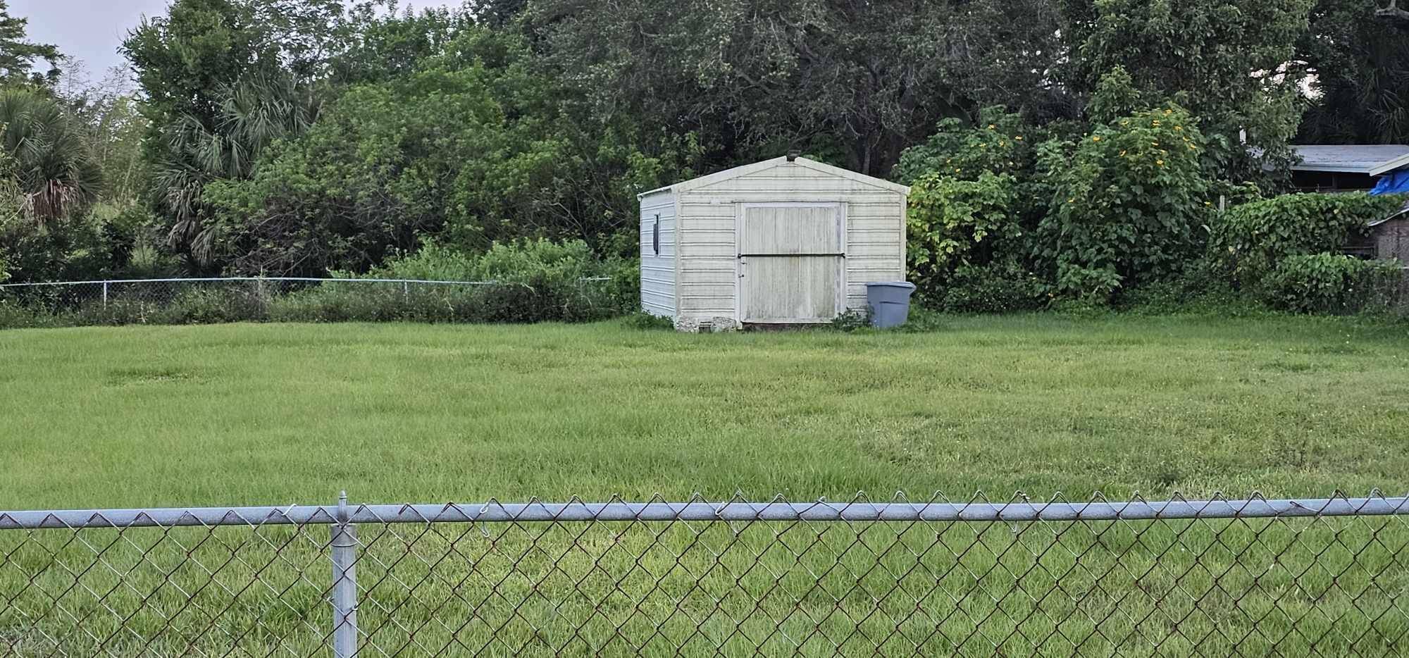 This already cleared lot located in the desirable Taylor Creek area of Okeechobee, is ready to build your dream home.