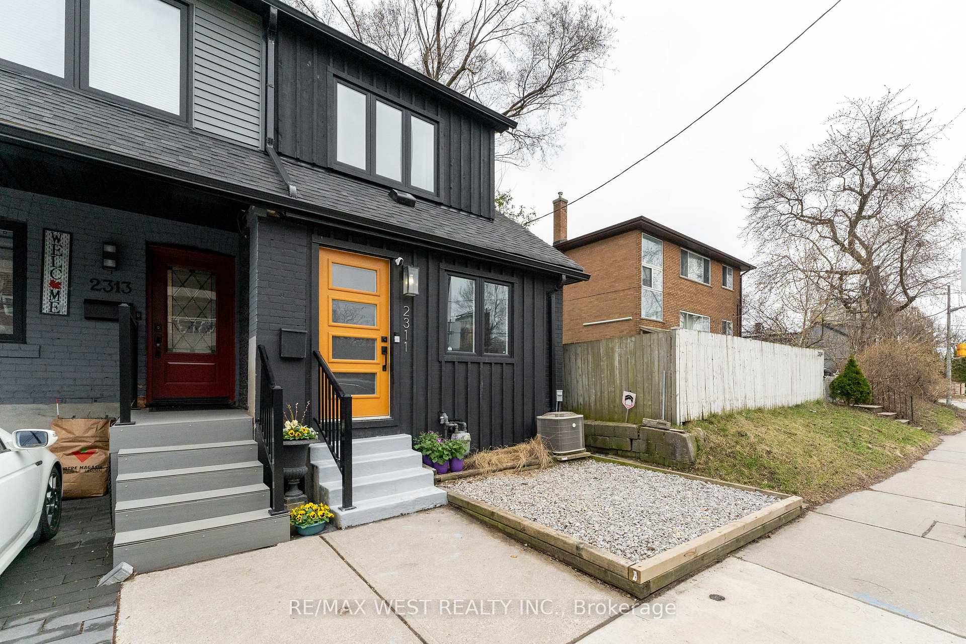 Charming FREEHOLD 3 Bedroom Semi Detached Home in the Heart of Convenience and Community Nestled just a 5 minute stroll from Danforth Station, this stunning 3 bedroom semi detached gem ...