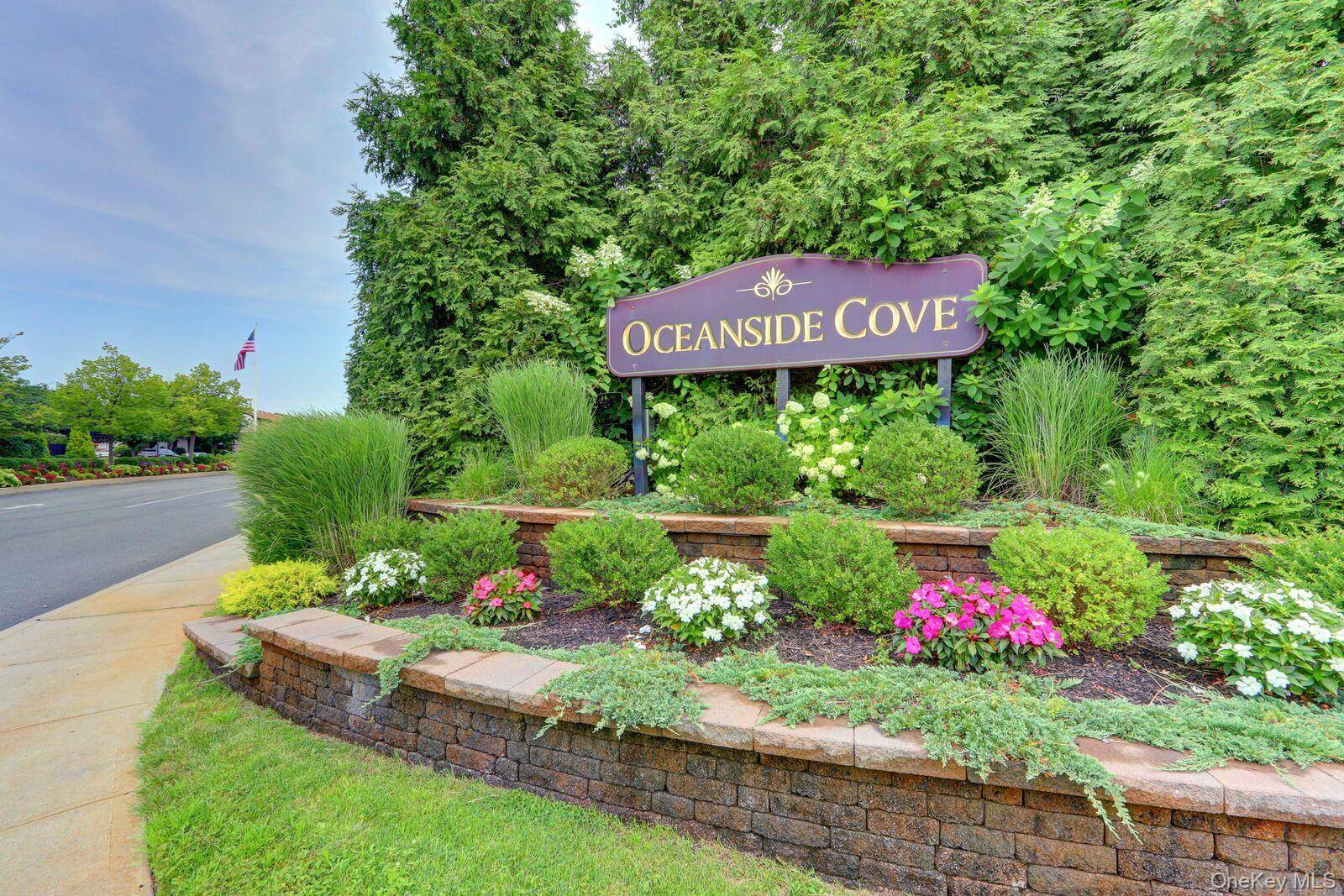 All Redone Cove Gated Community Unit has 2 bedroom 1.