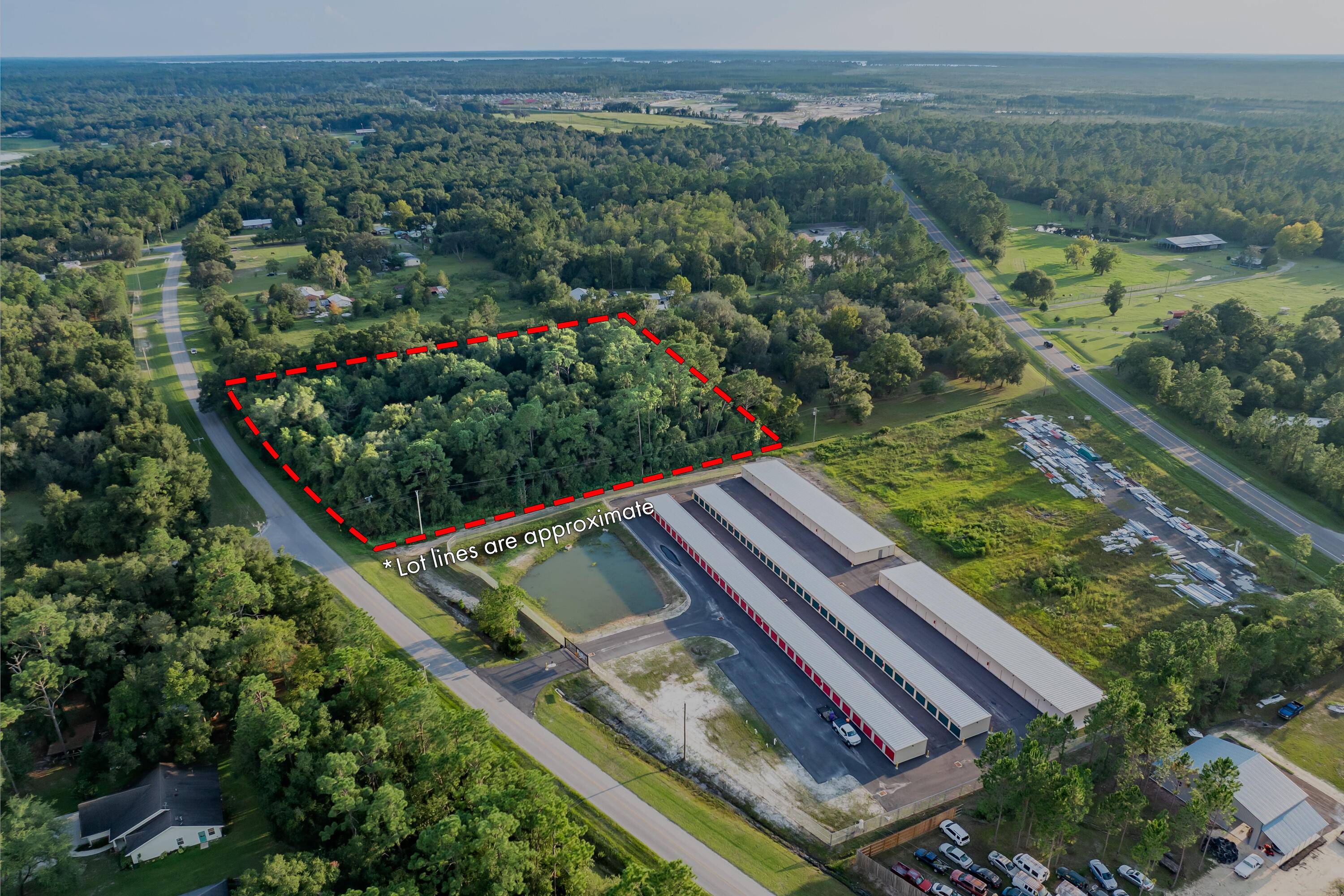 This expansive 3. 73 acre lot, located on SE 9th Ave in Starke, Florida, offers a prime opportunity for development.