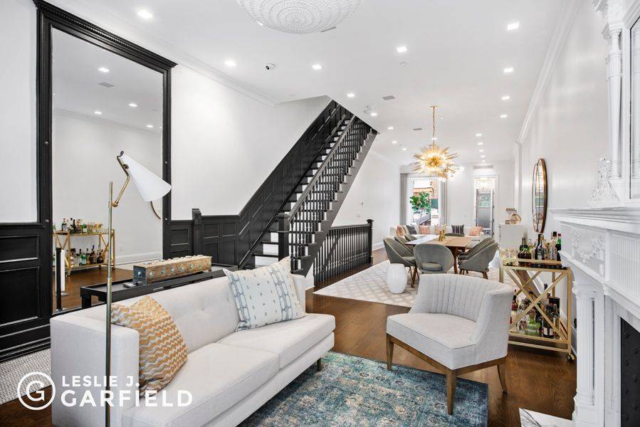 Originally built in 1890 and set in the heart of the Upper West Side, 74 West 82nd Street is a newly renovated, single family townhouse filled with original details.