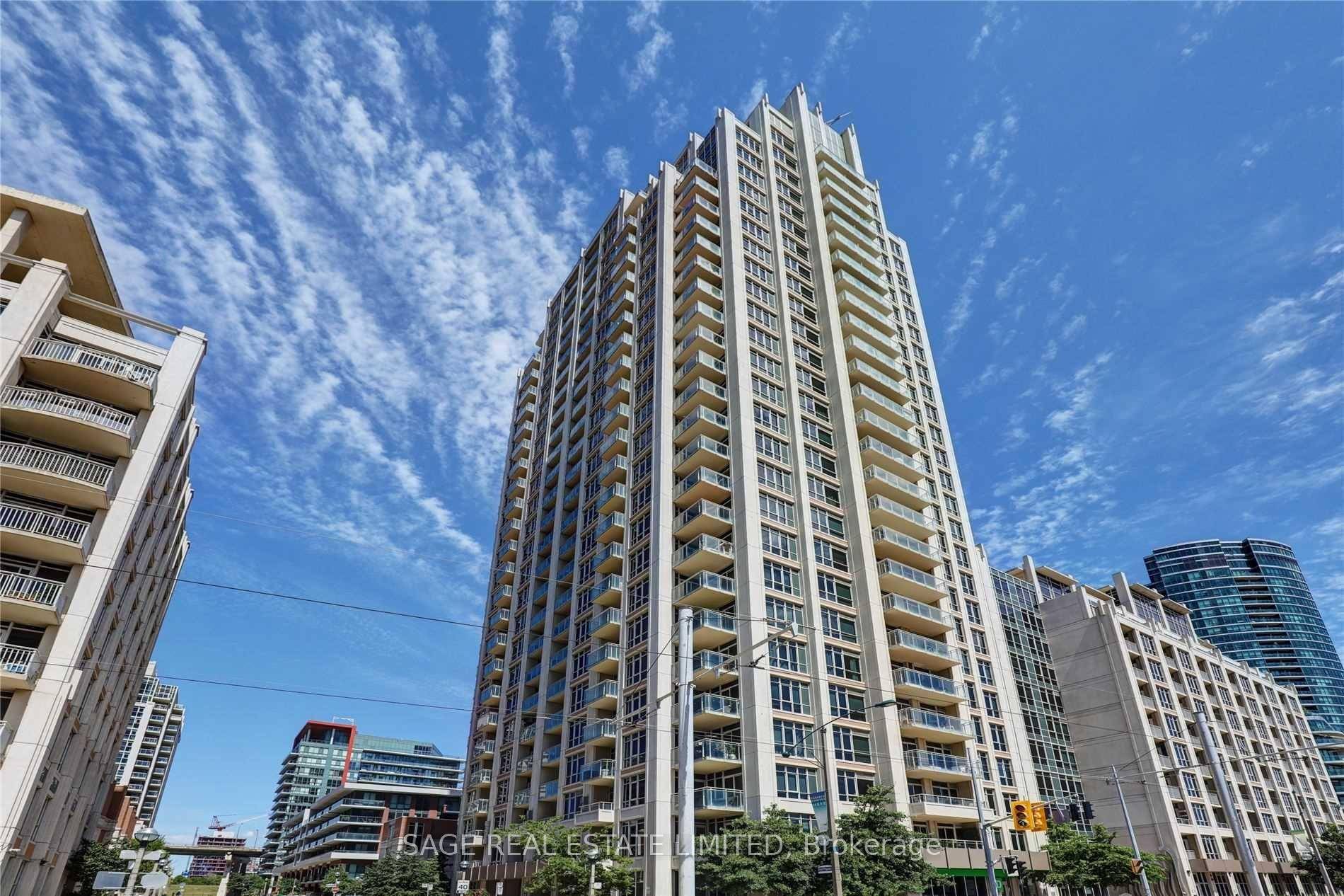 Wow What a View ! Welcome to West Harbour City, with a breathtaking, unobstructed views of the lake, marina, and island airport take centre stage.