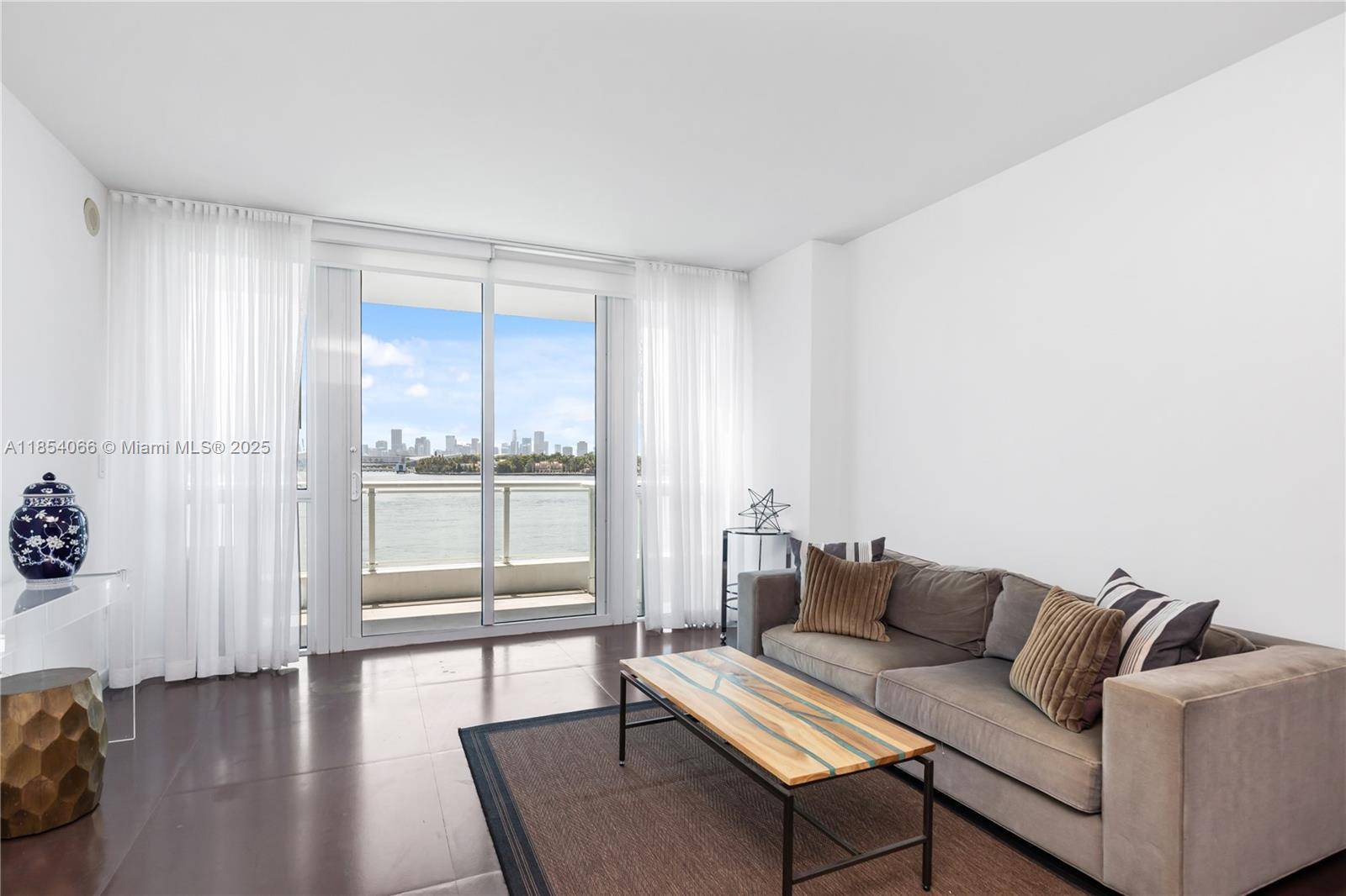Located at one of Miami Beach s most iconic waterfront addresses, The Bentley Bay, 312 is a beautifully appointed 1 bed, 1 bath offering the perfect blend of sleek design, ...