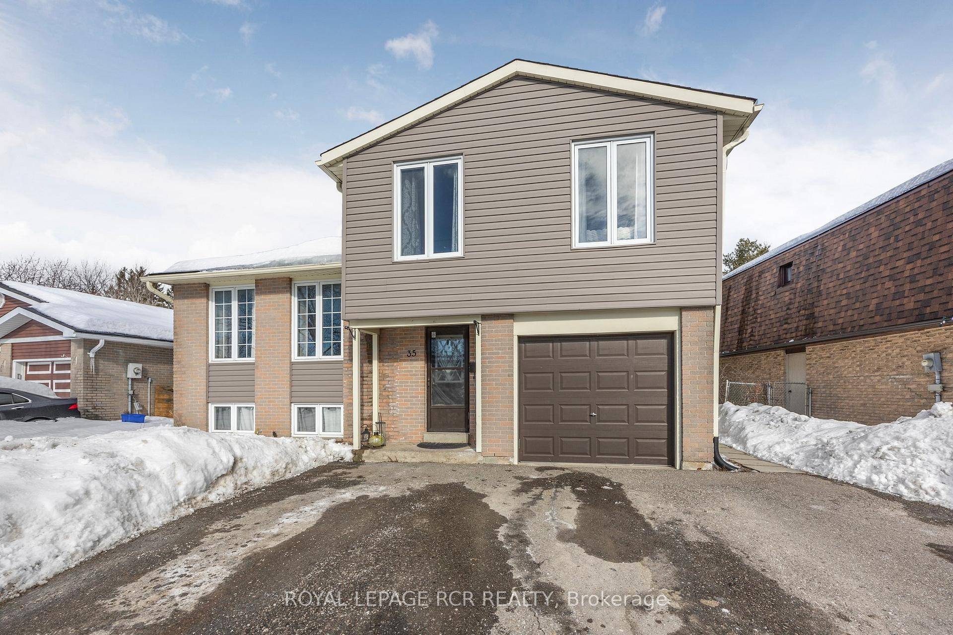 Welcome To This Beautifully Maintained Backsplit 4 Home, Perfectly Nestled In One Of Orangeville's Most Family Friendly Neighborhoods.