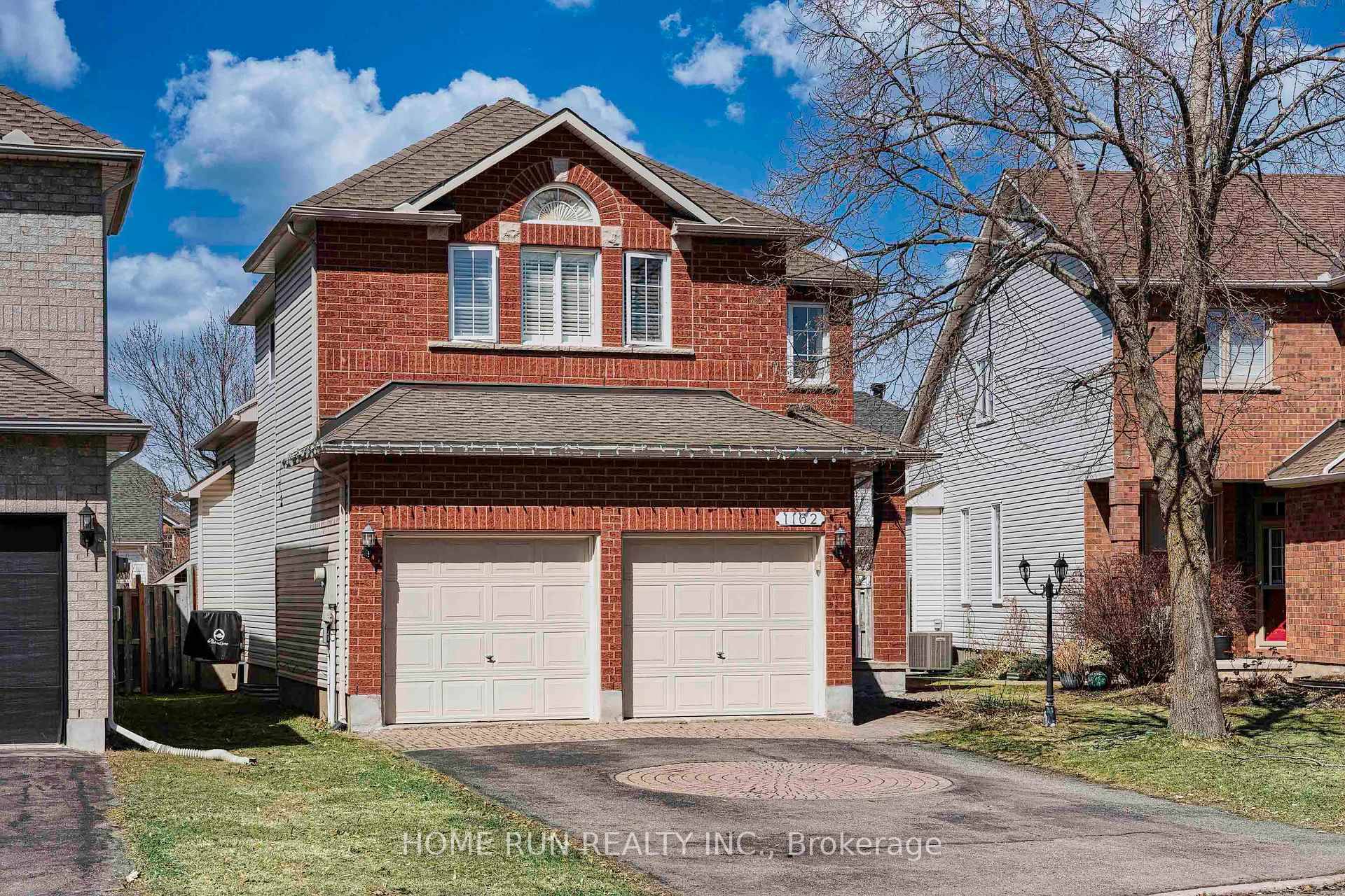 Experience the convenience of life in Riverside South.