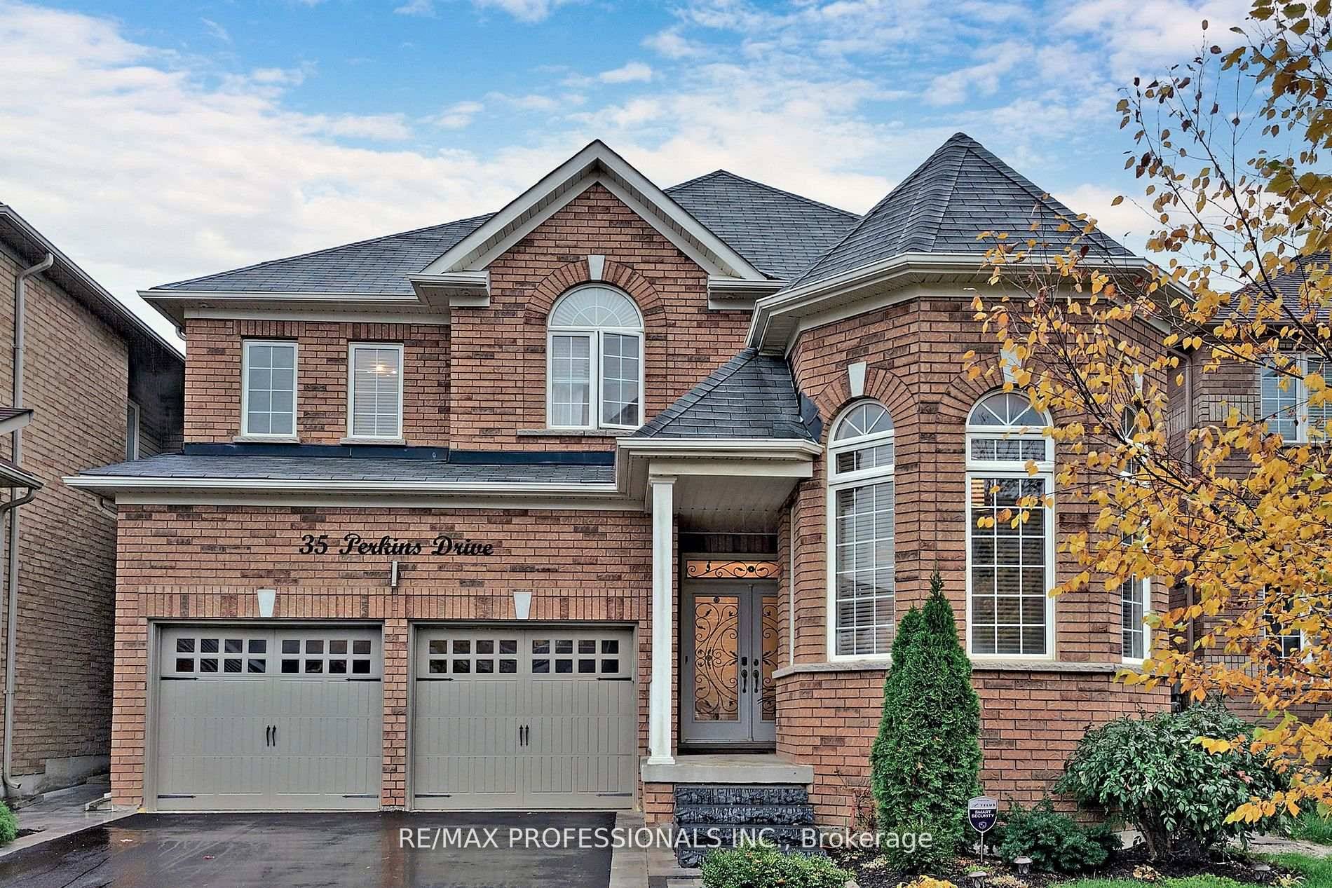 Great Family Home Situated in an Established Neighborhood.