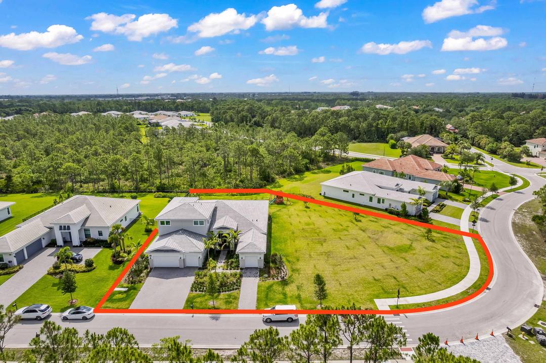 Newly built and absolutely stunning, this property is in the highly sought after Canopy Creek community.