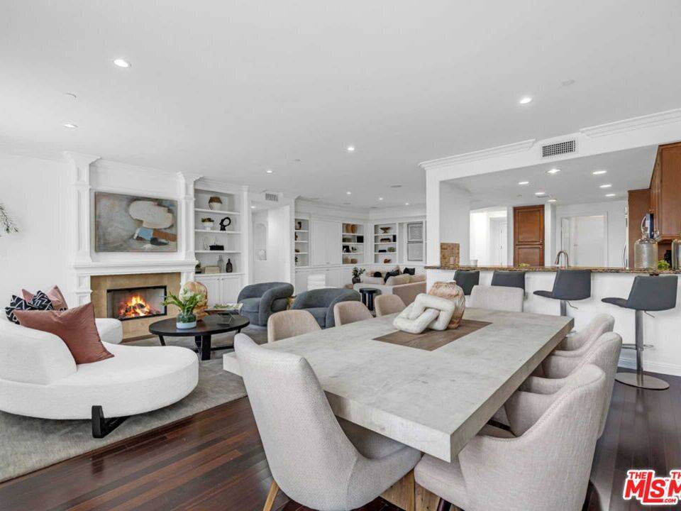 143 N Arnaz Dr 2BR Beverly Grove La