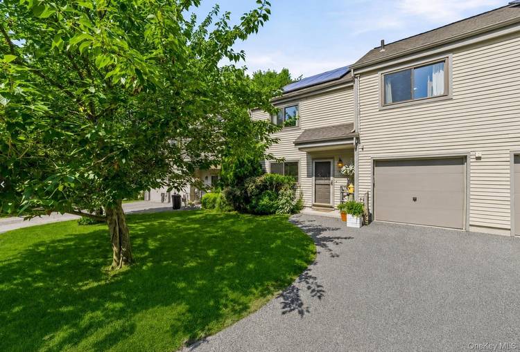 Welcome home to this stylish tri level residence in desirable Hunters Run, offering a warm, contemporary feel throughout.