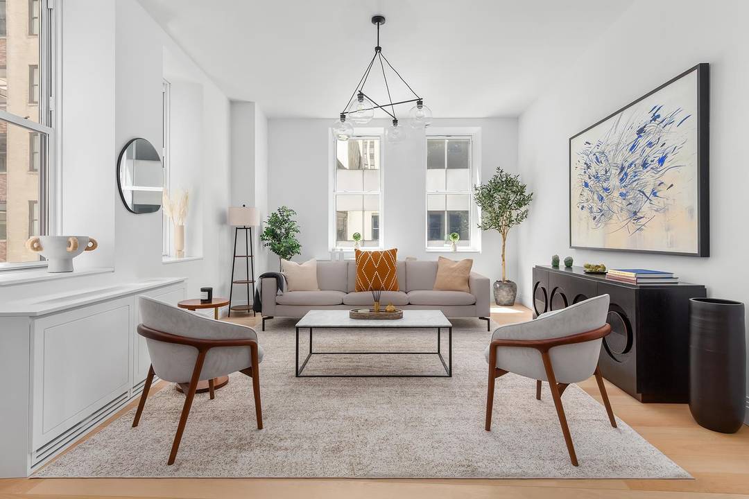 Move In Ready ! Residence 614 is a unique, one of a kind layout within One Wall Street.