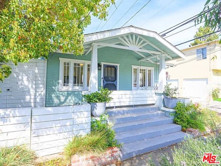 2213   Arizona Ave 2BR Santa Monica La
