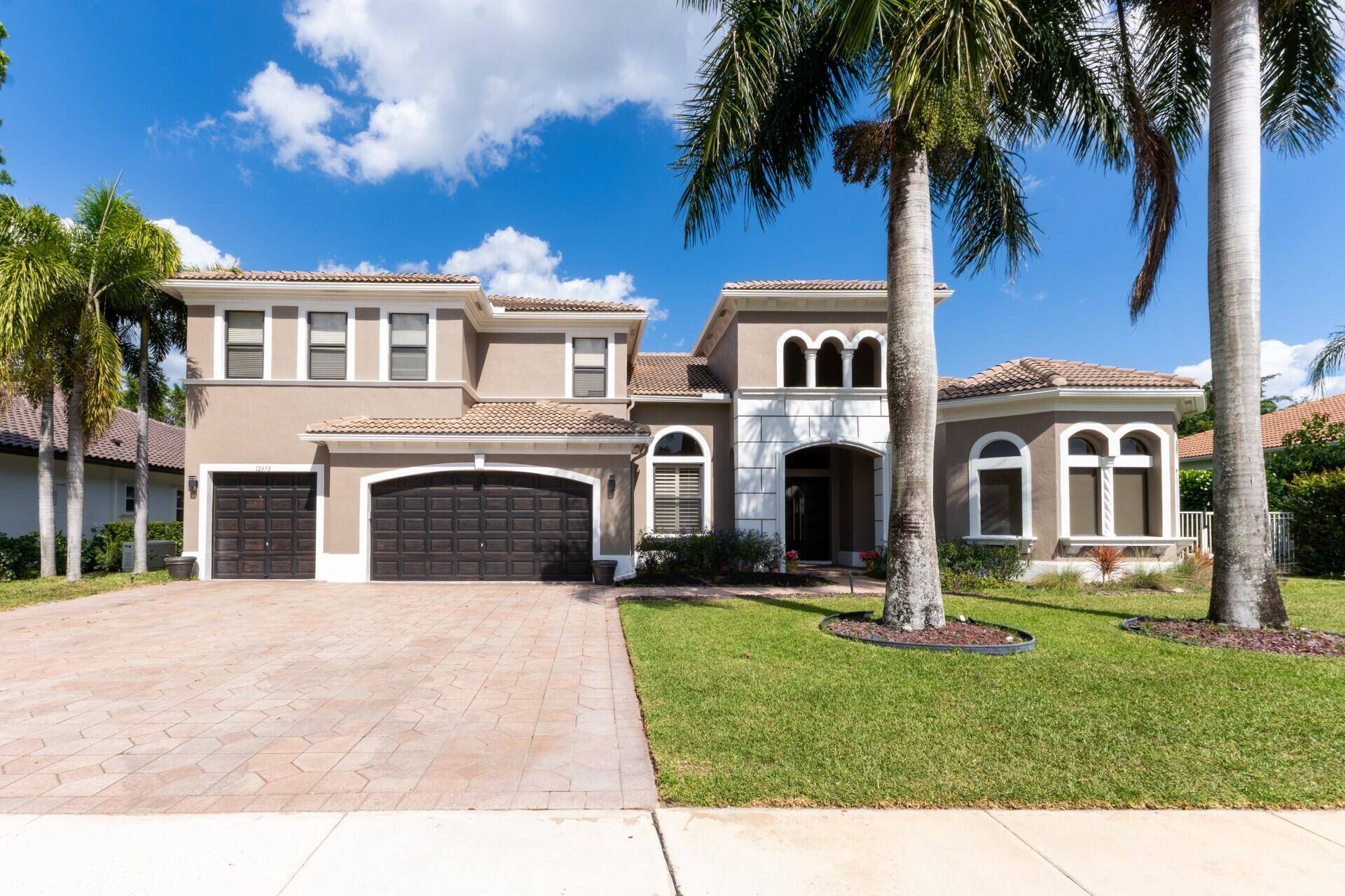 Located in the exclusive Equestrian Club Subdivision near world class equestrian venues, this 5 bed, 4.