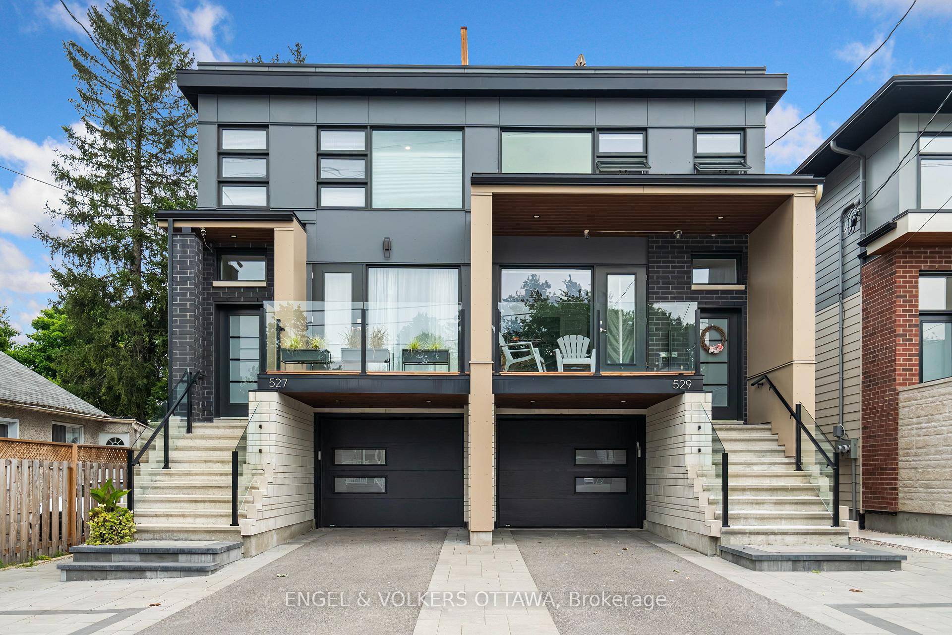 Welcome to your dream home in the coveted Westboro neighbourhood !