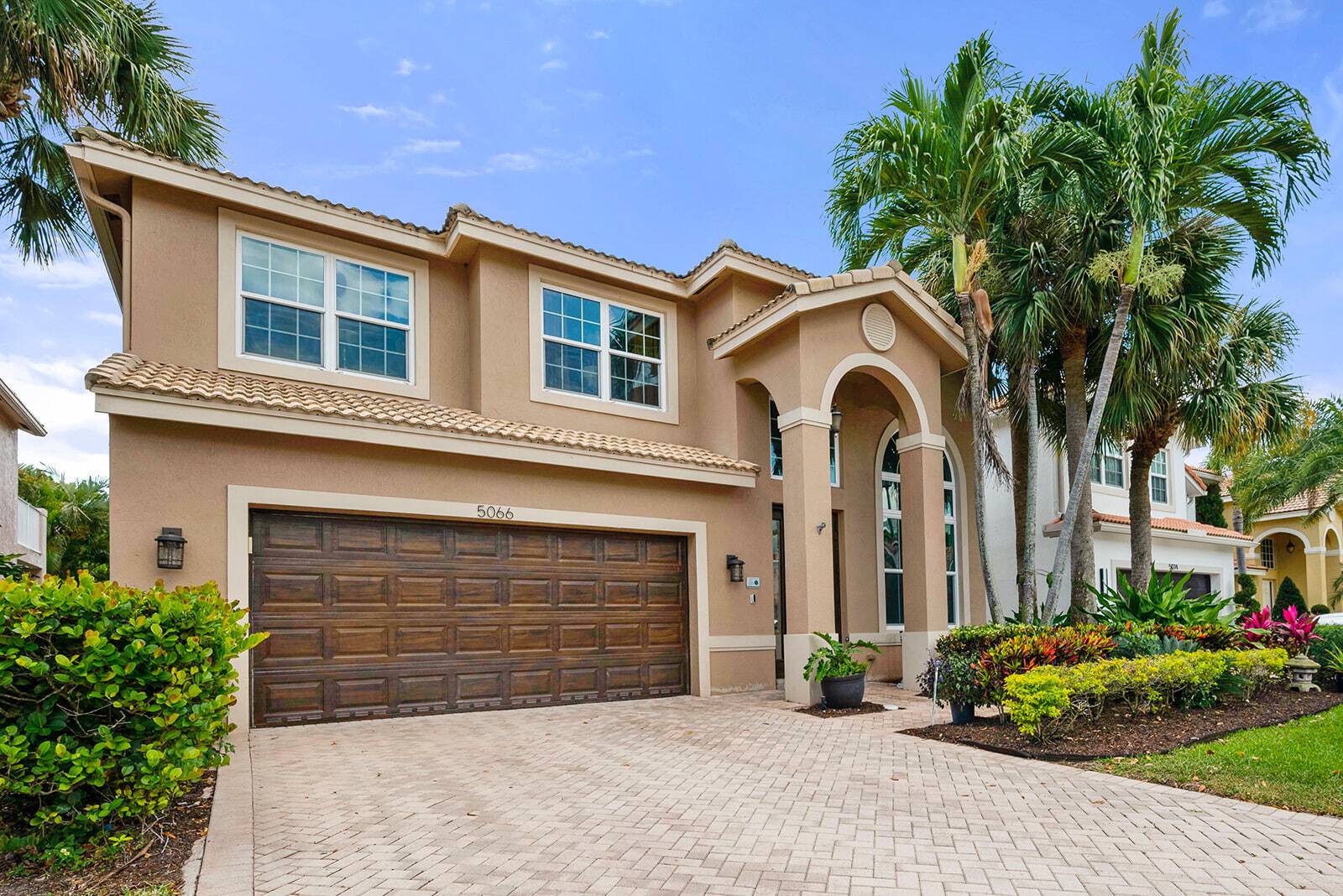 Nestled within the tranquil confines of the esteemed Colony Preserve gated community, this exquisite single family home stands as a beacon of luxury and comfort.