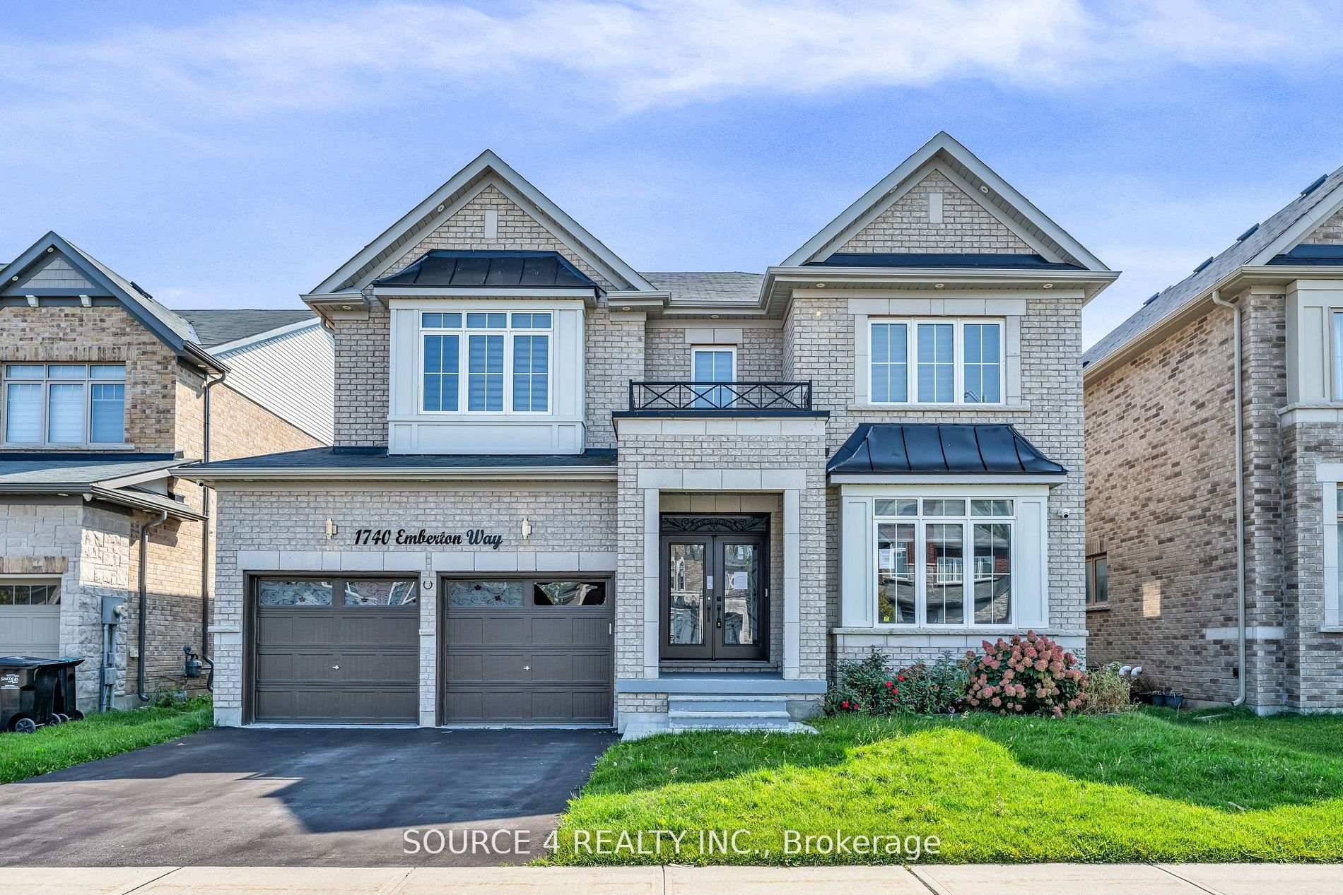 Power of Sale Elegant open concept home located in one of Innisfil's most desirable neighbourhoods.