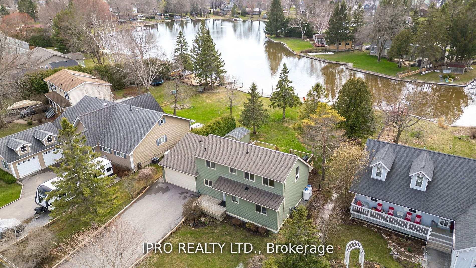 Beautiful waterfront home in tranquil Lagoon City.