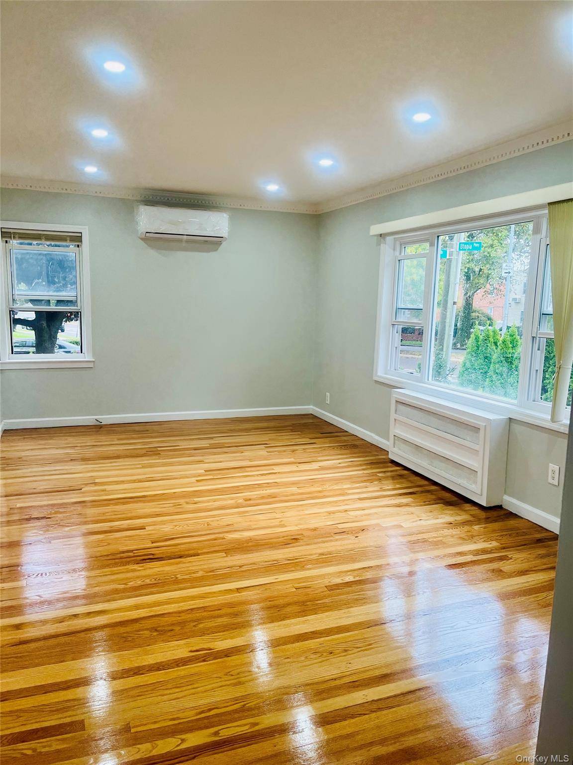 Newly Renovated 3BR 3BA Duplex Apartment Whitestone, NY Welcome to this beautifully renovated duplex apartment located at 15 42 Utopia Parkway in the heart of Whitestone.