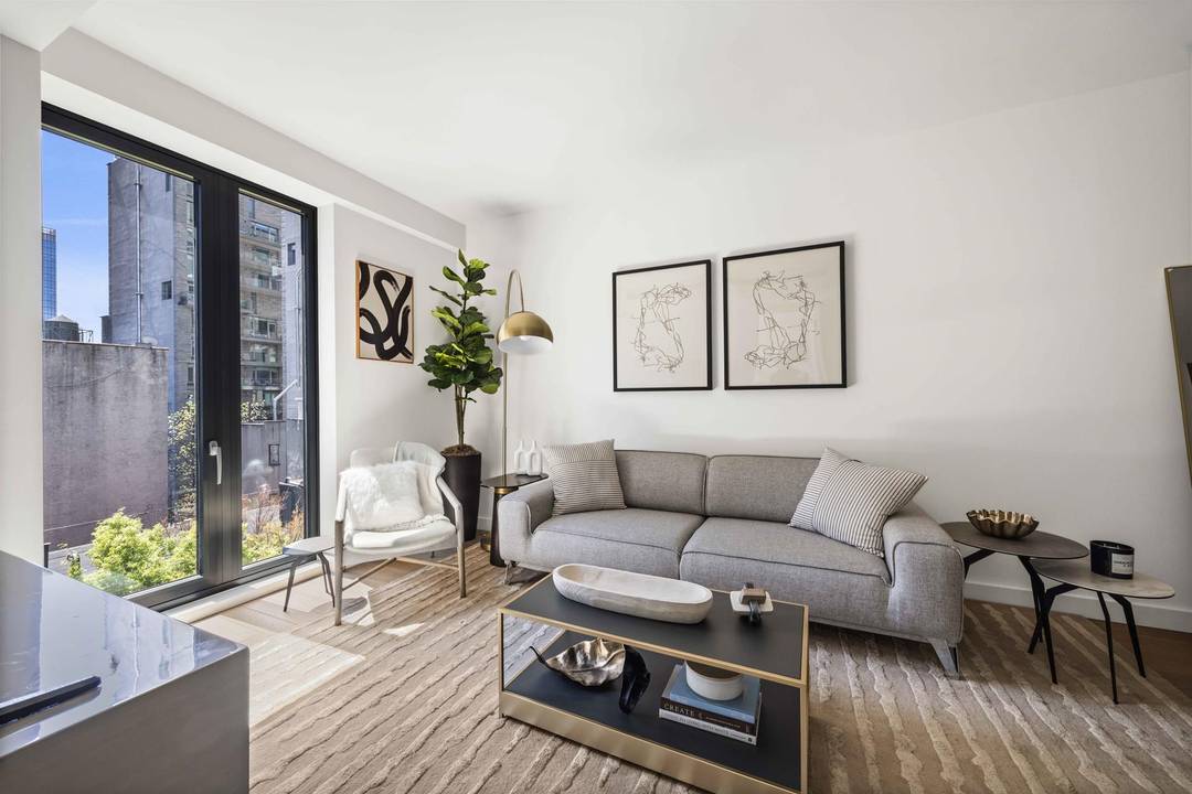 A Bright and Spacious Retreat at the Revitalized Bloom on Forty FifthDiscover Unit 626, an exceptional one bedroom residence at the newly reimagined Bloom on Forty Fifth, now revitalized under ...