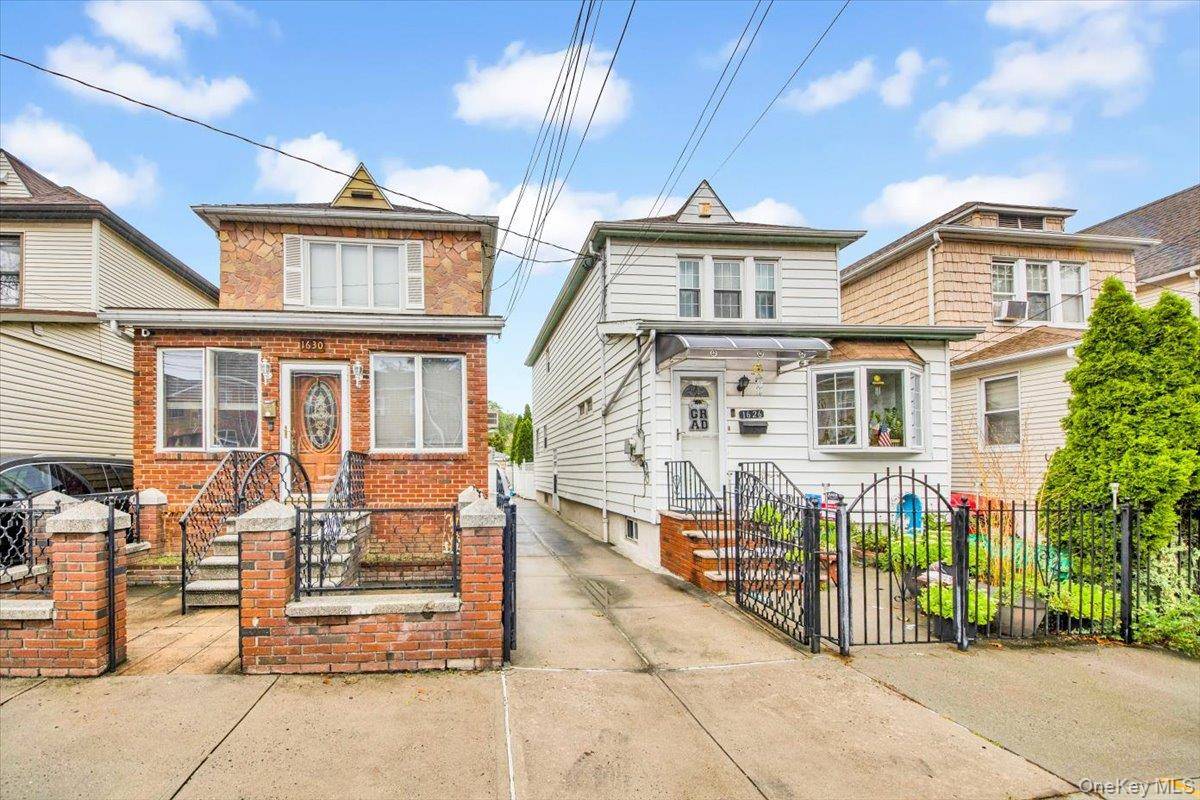 Beautiful move in ready home for sale in one of the best neighborhoods in the Bronx.