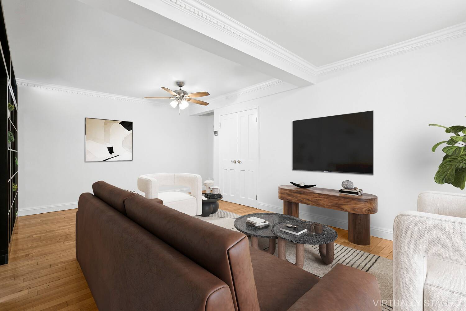 West Village One Bedroom Bonus Room This oversized one bedroom residence at 33 Greenwich Avenue offers both scale and versatility in the heart of the West Village.
