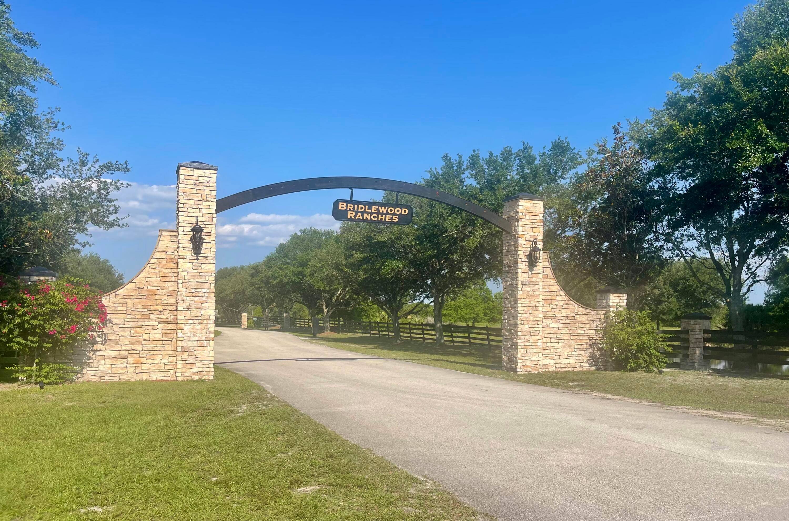2452 SE 130th Way Land Palm Beach