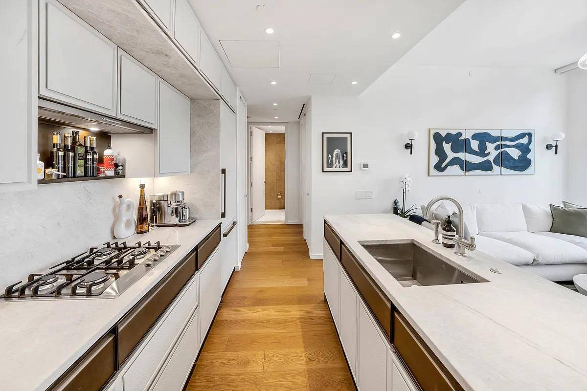 The Beekman Residences offer an exclusive blend of hotel style services within a more intimate, luxury setting, providing residents with a refined living experience that feels both private and indulgent.