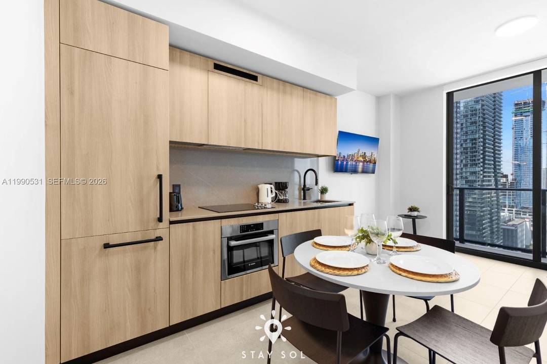 Beautiful 1 Bed 1 Den 2 Full Baths in the brand new 501 First Residences in Downtown Miami.