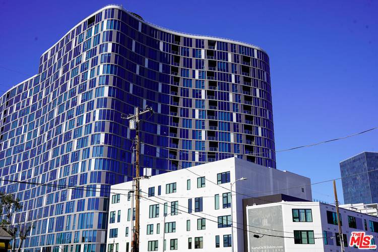 2801   Sunset PL 2BR Hancock Park La