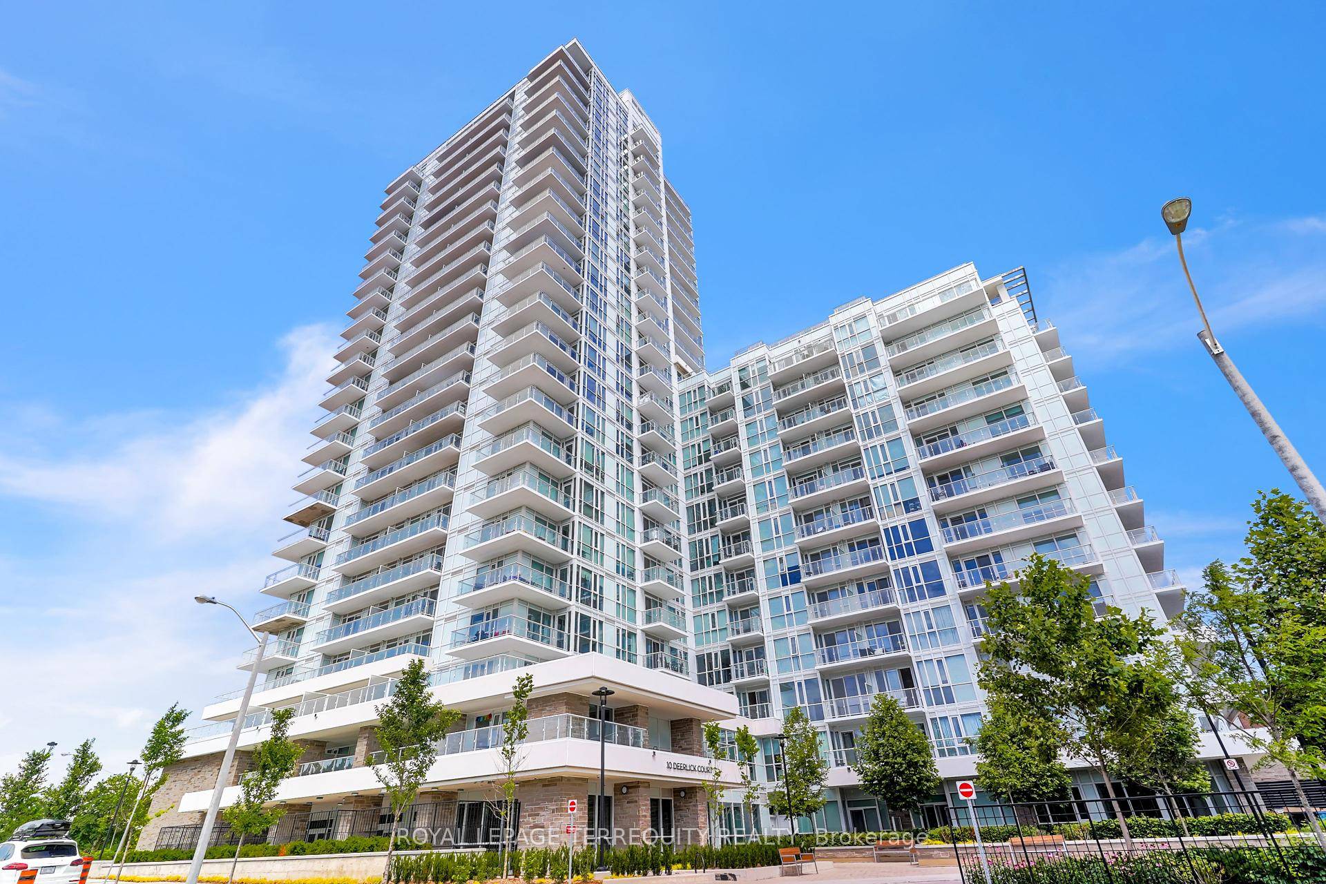 Brand New One Bedroom Plus Den Unit With One Underground Parking Spot And A Locker !