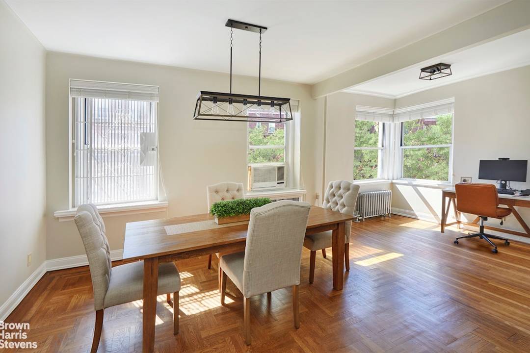 WELCOME TO SHORE ROAD You are going to love this gorgeous Junior 4 co op, located on a high floor in one of the nicest buildings along the waterfront.
