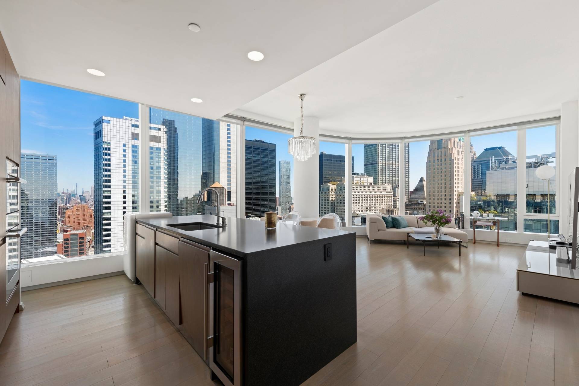 Welcome to apartment 43A, a zen like and generously sized, 1734SF convertible 3 bedroom, 3 bathroom with jaw dropping views of lower Manhattan, the Hudson River and Freedom Tower from ...