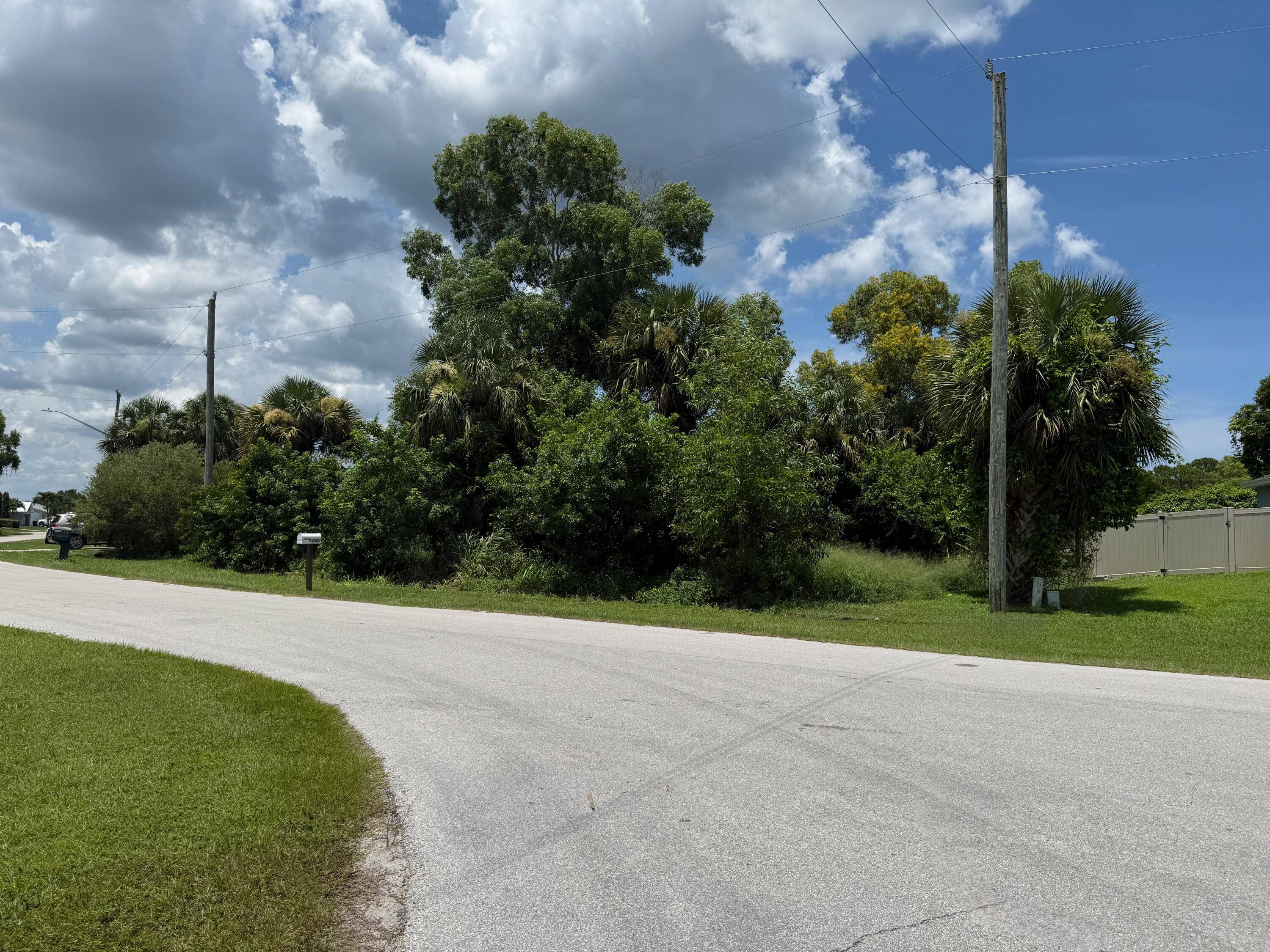INCREDIBLE OPPORTUNITY TO BUILD A NEW HOME TO SUIT.