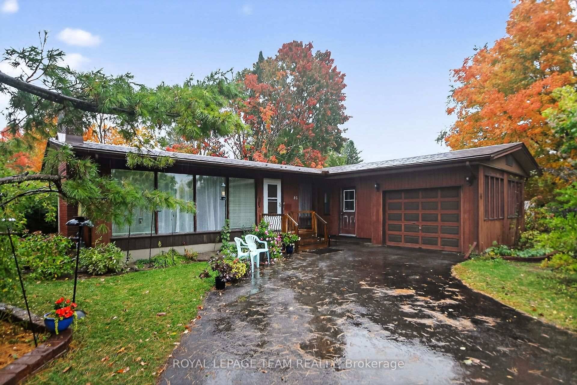 Nestled in the desirable Arbeatha Park neighbourhood of Bells Corners, this charming 3 bedroom, 2 bath bungalow sits on a reverse pie shaped lot that backs directly onto Quinpool Park.