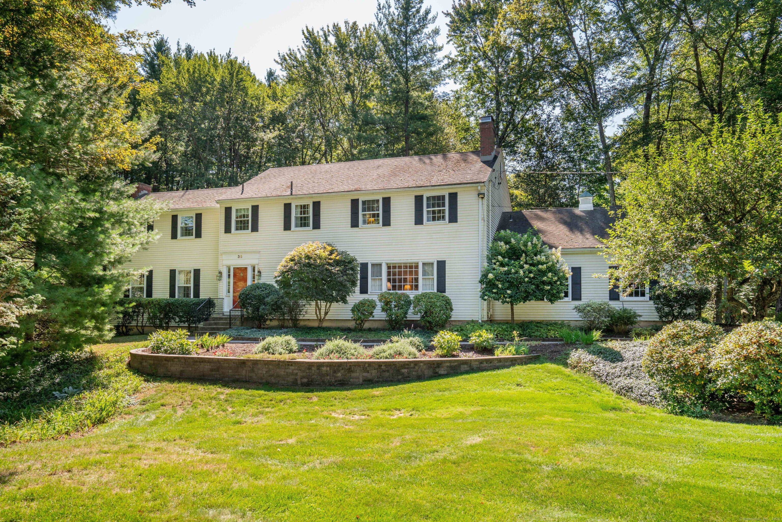 Welcome home to this gracious and impeccably maintained colonial, perfectly situated on a quiet cul de sac in the heart of Simsbury.