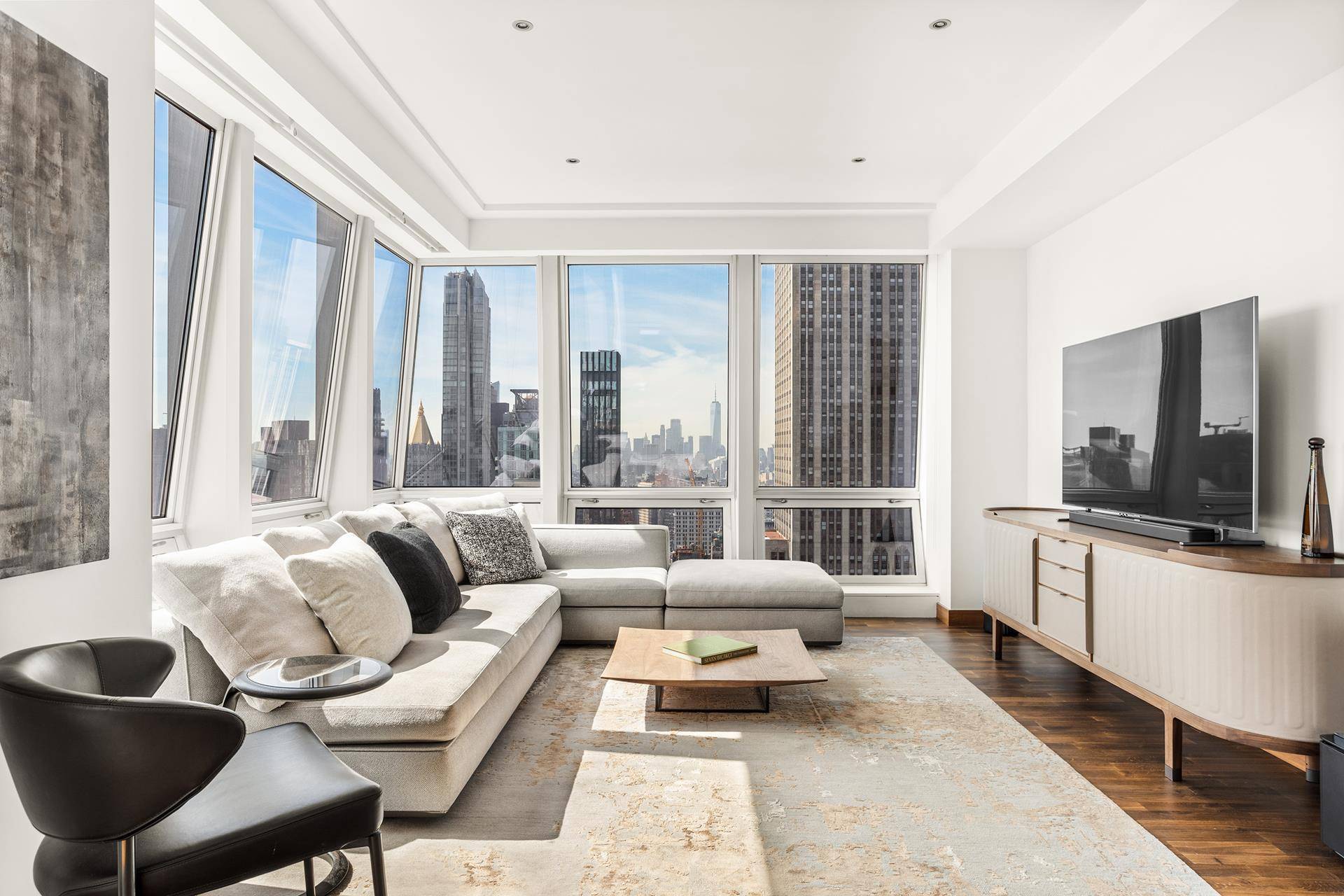 Introducing an exclusive from The Vanderploeg Team in Douglas Elliman Situated on the 44th floor is a corner two bedroom residence offering gracious luxury in the form of panoramic city ...