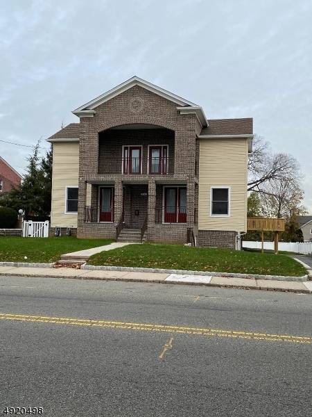 6 years young new construction over 3, 000 sqft, half of the duplex.