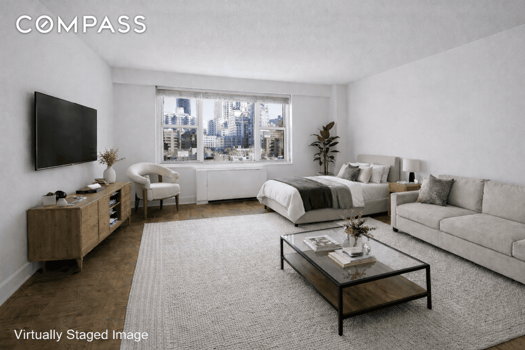 Set in the heart of the Upper East Side, Residence 10A is a bright, well proportioned studio that lives larger than expected.