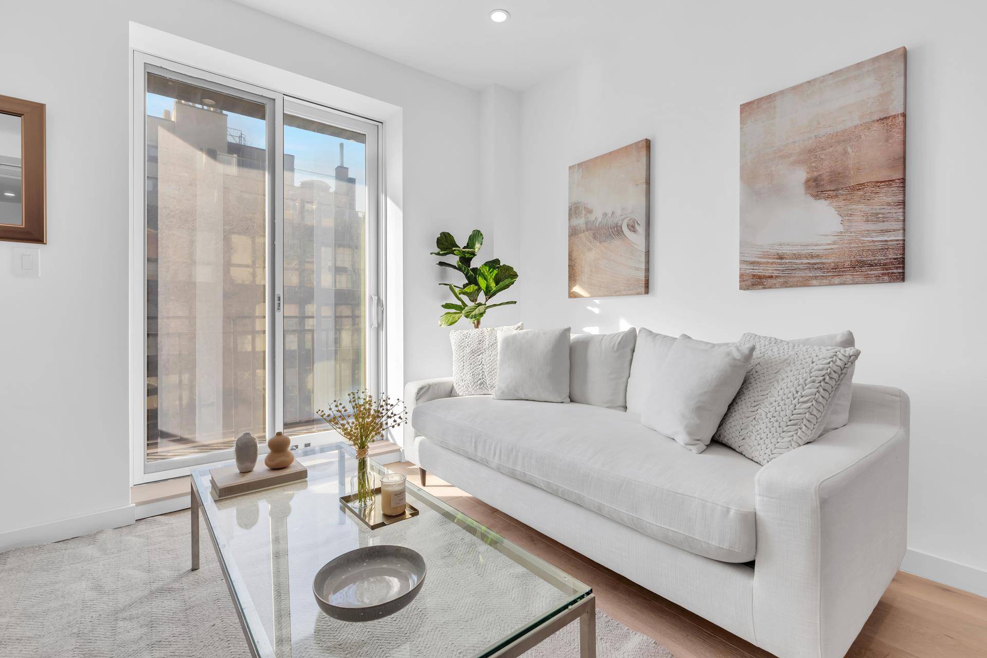Built in 2022, in close proximity to all the best Williamsburg has to offer, this 1 bed, 1 bath is filled with light and character.
